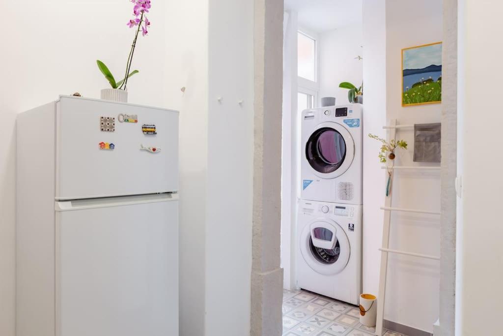 Two Bedroom Cozy Flat By River In Quiet Art Zone Lissabon Buitenkant foto