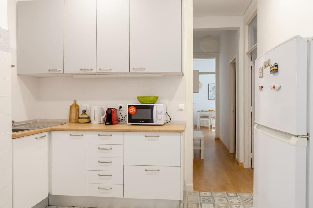 Two Bedroom Cozy Flat By River In Quiet Art Zone Lissabon Buitenkant foto
